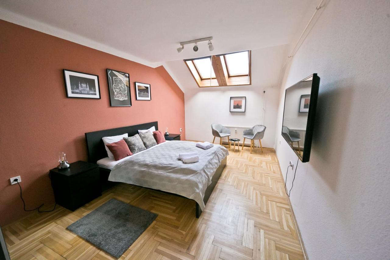 Dob Duplex Apartment Budapest Eksteriør billede